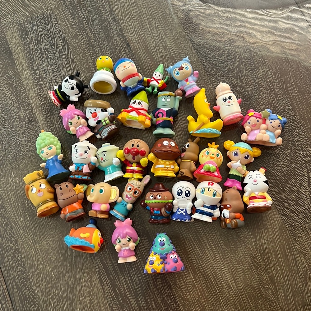 32 BANDAI ANPANMAN finger puppet figures